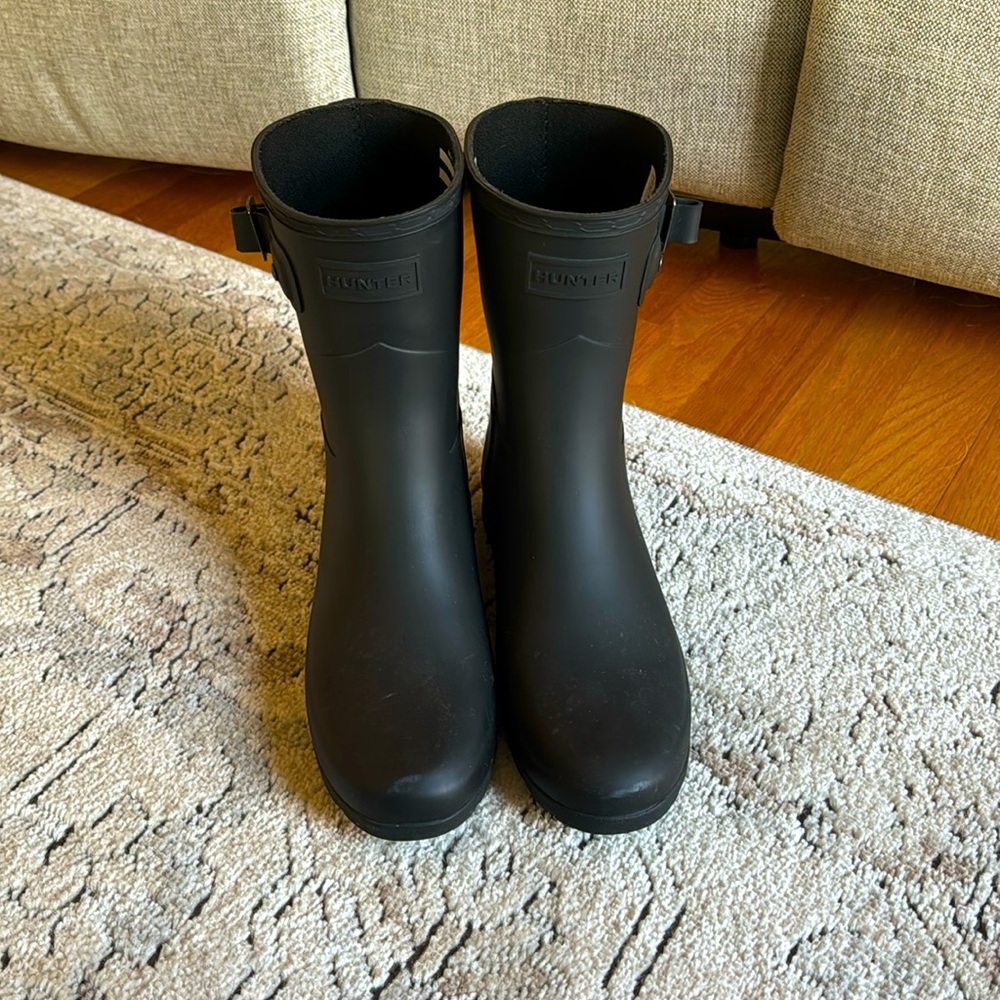HUNTER Original Refined Short Rain Boots Size 7